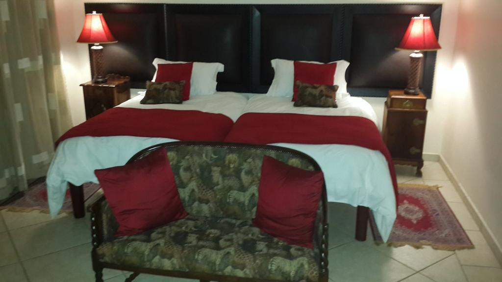 Magaliqua Guest House Noordheuwel Kamer foto