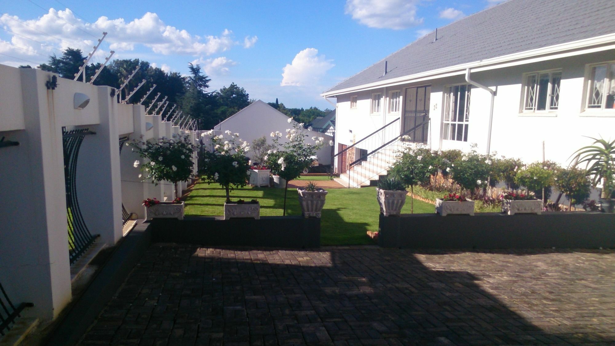 Magaliqua Guest House Noordheuwel Buitenkant foto
